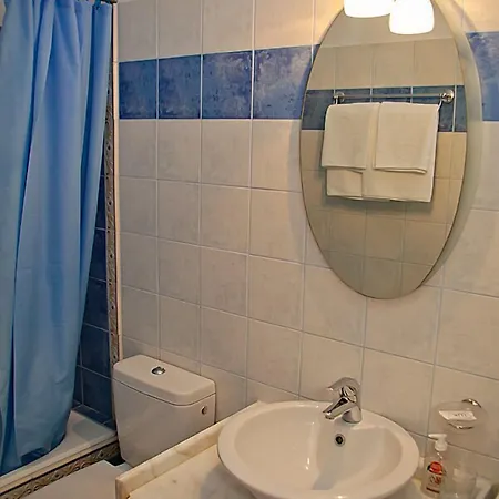 Petroto Sea View 3*