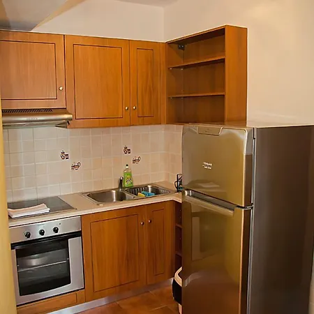 فندق Petroto Sea View 3*