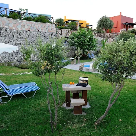 Petroto Sea View فندق