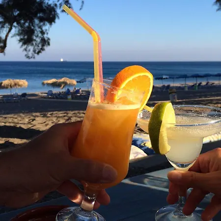 Petroto Sea View فندق كوتاري