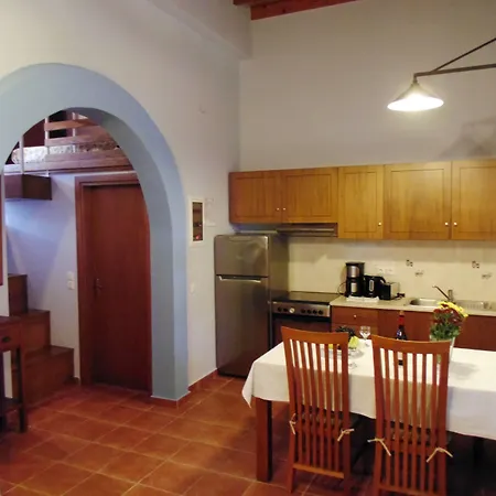 فندق Petroto Sea View 3*