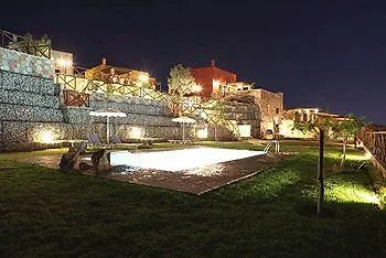 Petroto Sea View מלון קיוטארי