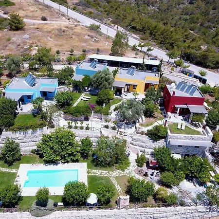 Petroto Sea View 3*